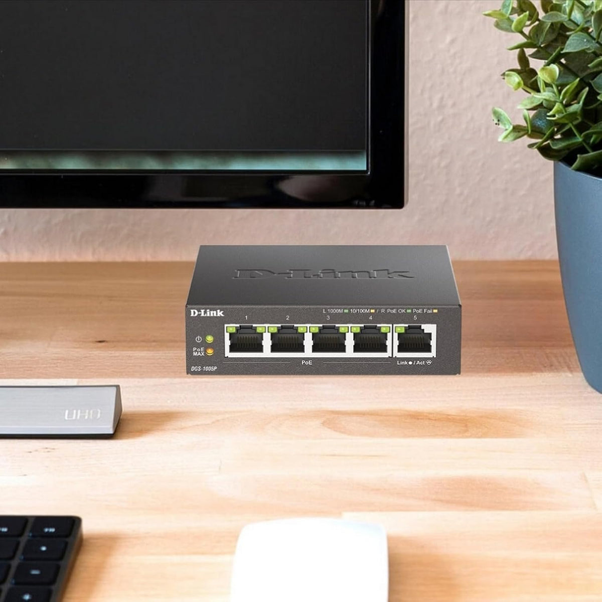 Commutateur Gigabit PoE+ de bureau 5 ports - DGS-1005P